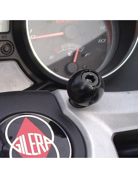 RAM® Motorcycle Handlebar Clamp Mount with M8 Bolts - Medium