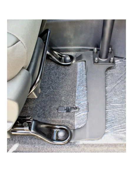 RAM® No-DrillT Vehicle Base for '15-18 Chevrolet City Express + More