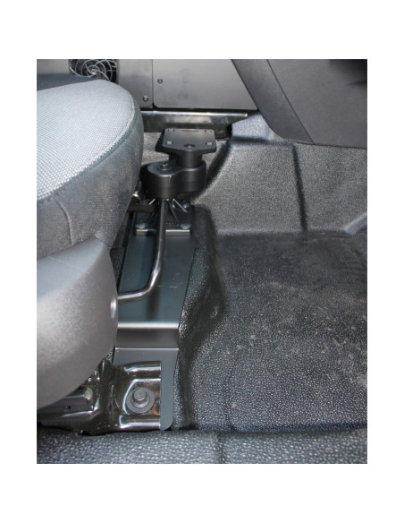 RAM® No-DrillT Vehicle Base for '13-18 Ford Taurus + More