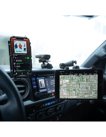 RAM® Track BallT Double Ball Mount with Garmin Spine Clip Holder