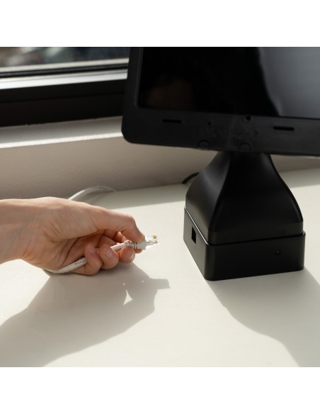 RAM® PoE to Power Delivery Module with VESA & Pedestal Hole Patterns